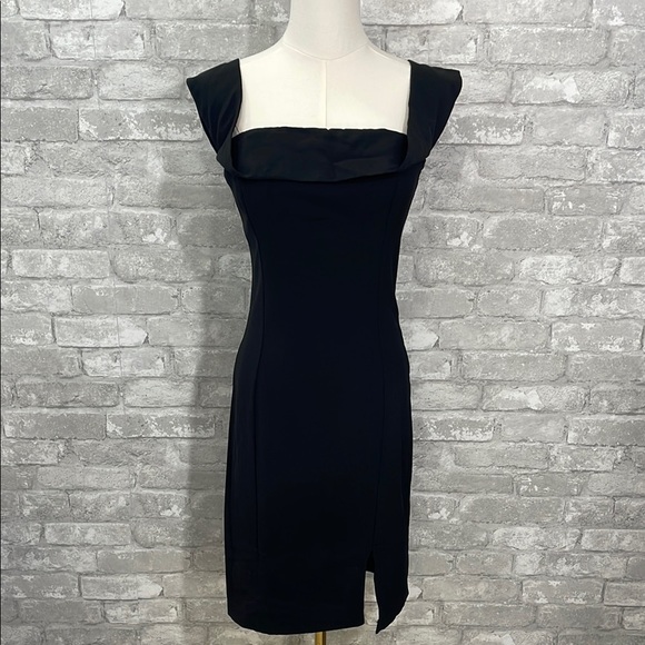 Line & Dot Black Sheath Mini Dress with Slit - Picture 1 of 8